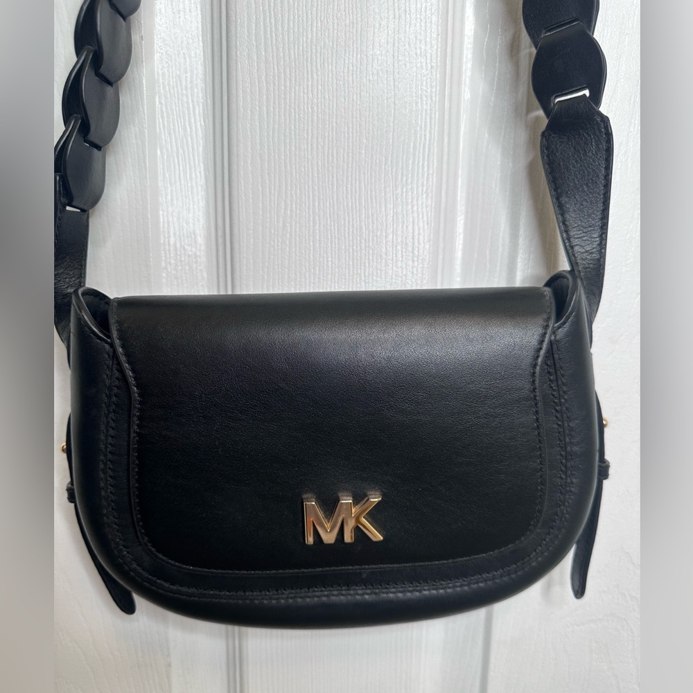 Authentic Michael Kors Handbag - image 5